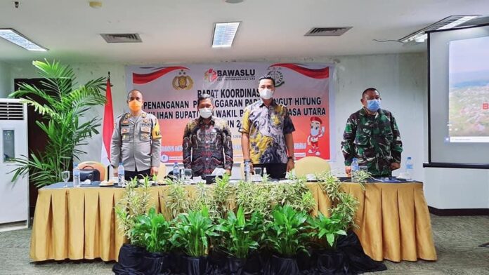 Bawaslu kabupaten Minahasa Utara gelar rakor bersama TNI dan Polri guna menangani pelanggaran saat pungut hitung