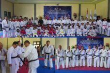 Gunakan Ilmu Untuk Lindungi Banyak Orang, Bupati SJL Buka Gashuku Nasional Karate Indonesia Timur