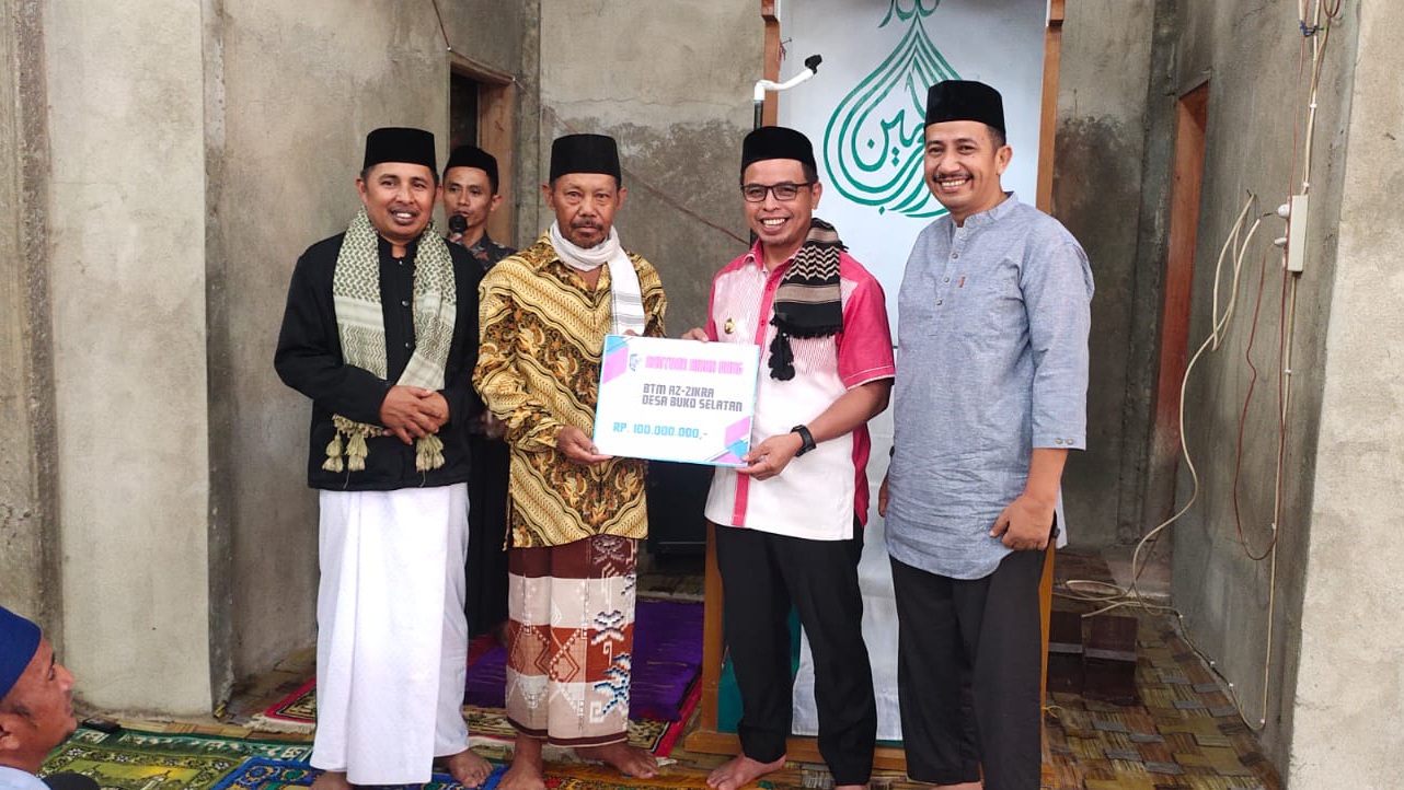 Serahkan Bantuan di Masjid Azzikra, SJL Harap Bisa Bermanfaat