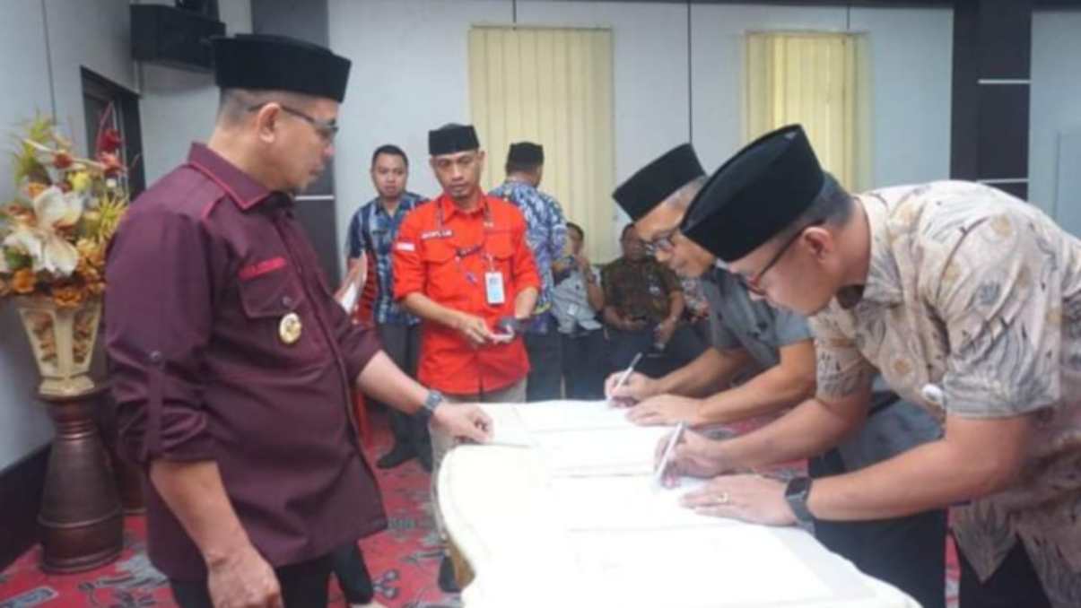 Teken Perjanjian Kinerja, Sirajudin Harap Jajaran Pemerintah Beri Layanan Terbaik Untuk Rakyat