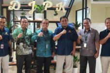 Kenalkan Produk UMKM dan IKM Bolmut, Sirajudin Hadiri Pembukaan Apkasi Otonom Expo di Jakarta