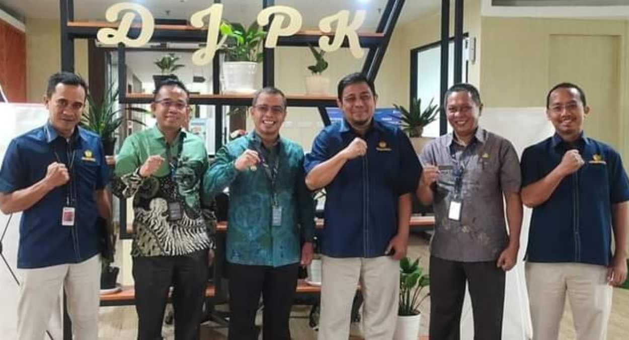 Kenalkan Produk UMKM dan IKM Bolmut, Sirajudin Hadiri Pembukaan Apkasi Otonom Expo di Jakarta