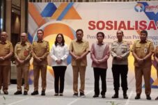Penjabat Bupati Bolmut Dr Sirajudin Lasena Ikut Sosialisasi Penilaian Kepatuhan Penyelenggaraan Pelayanan Publik oleh Ombudsman RI