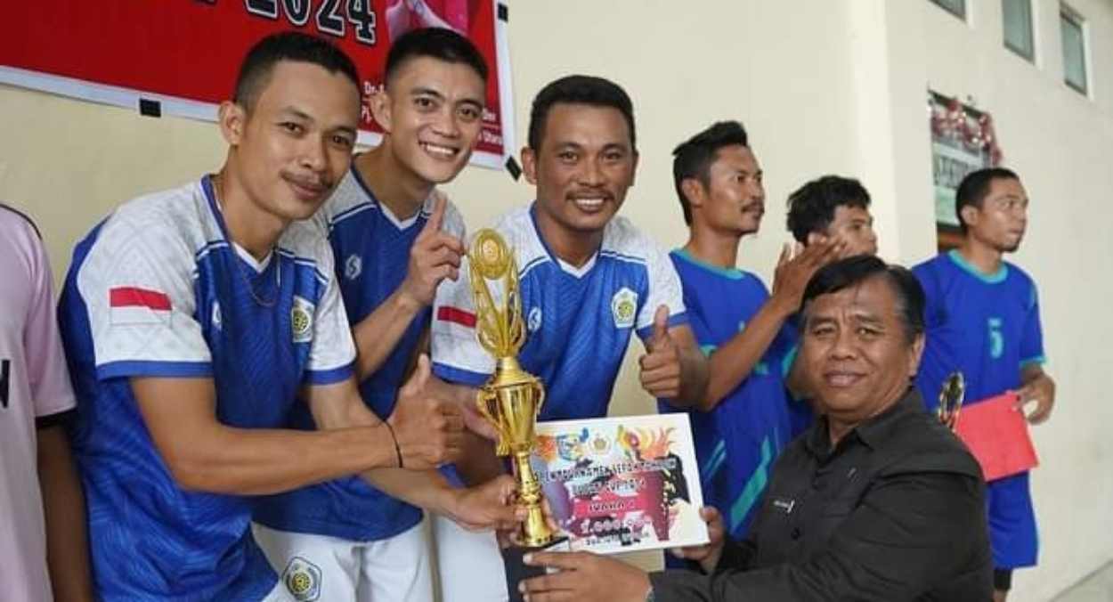 Tim Lion Sparta Kaidipang Juara Tournamen Sepak Takraw Bupati Bolmut Cup