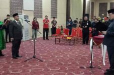 Dilantik, Pj Sekda Bolmut Diminta Kerja Penuh Integritas, Wagub: Bantu Sirajudin