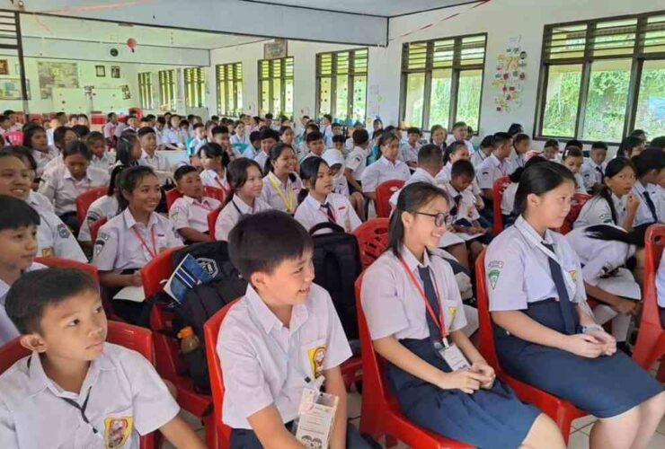 Siswa SMP Negeri 3 Tomohon Dilarang Bawa Handphone di Sekolah! Ini Alasannya