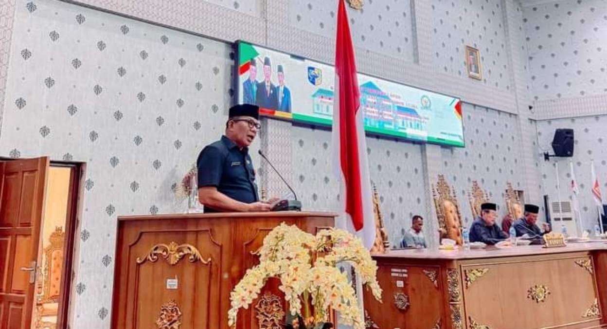 Plh Bupati Bolmut Darwin Muksin Hadir Dalam Paripurna KUA PPAS Perubahan APBD 2024