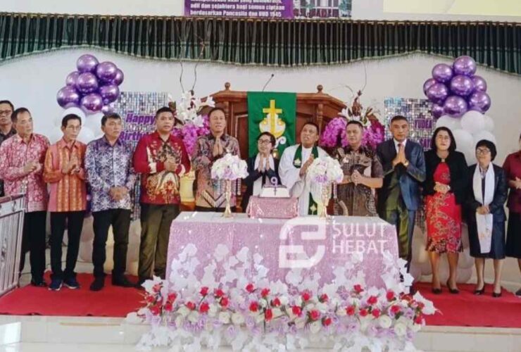 Sekwan Silangen Hadiri Ibadah Syukur GMIM Yudea Malola Satu