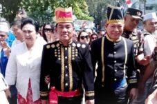 Usai Mendaftar Ke Kantor KPU Sulut, Viktor Mailangkay Sampaikan Dua Hal Ini