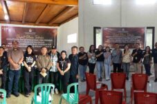 Dipantau Langsung Komisioner KPU Tomohon, Rapat Pleno DPHP Serentak Lancar