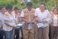Makin DiCintai Warga Sulut. YSK Resmikan Rumah Pemenangan Di-KOKA Minahasa
