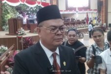 Siap Mengemban Tugas. Louis Schramm: Kata Ketua DPRD Yang Lama, Dan Pimpinan Baru, Masih Banyak "PR" Yang Harus DiSelesaikan