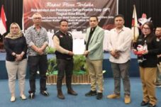 KPU Bitung Tetapkan DPT 159.007, Desli Cs Pastikan tak ada Pemilih Ganda
