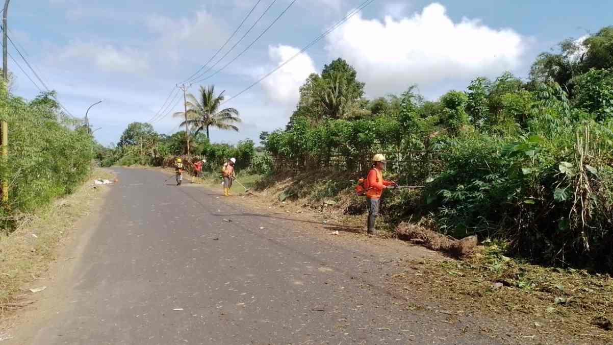'Bau Anyir'! PUPR Tomohon Perbaiki Pemeliharaan Jalan Usai Disorot