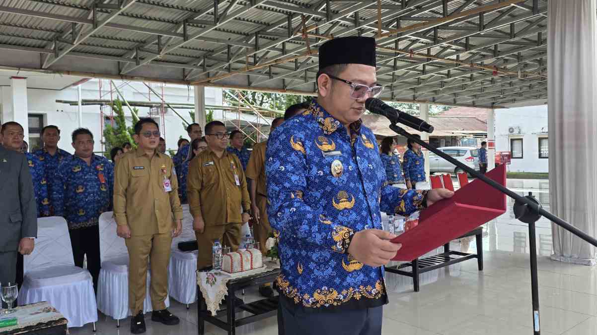 Pemkot Bitung Wakil Walikota Randito Maringka memimpin Apel Dalam Rangka Harkitnas