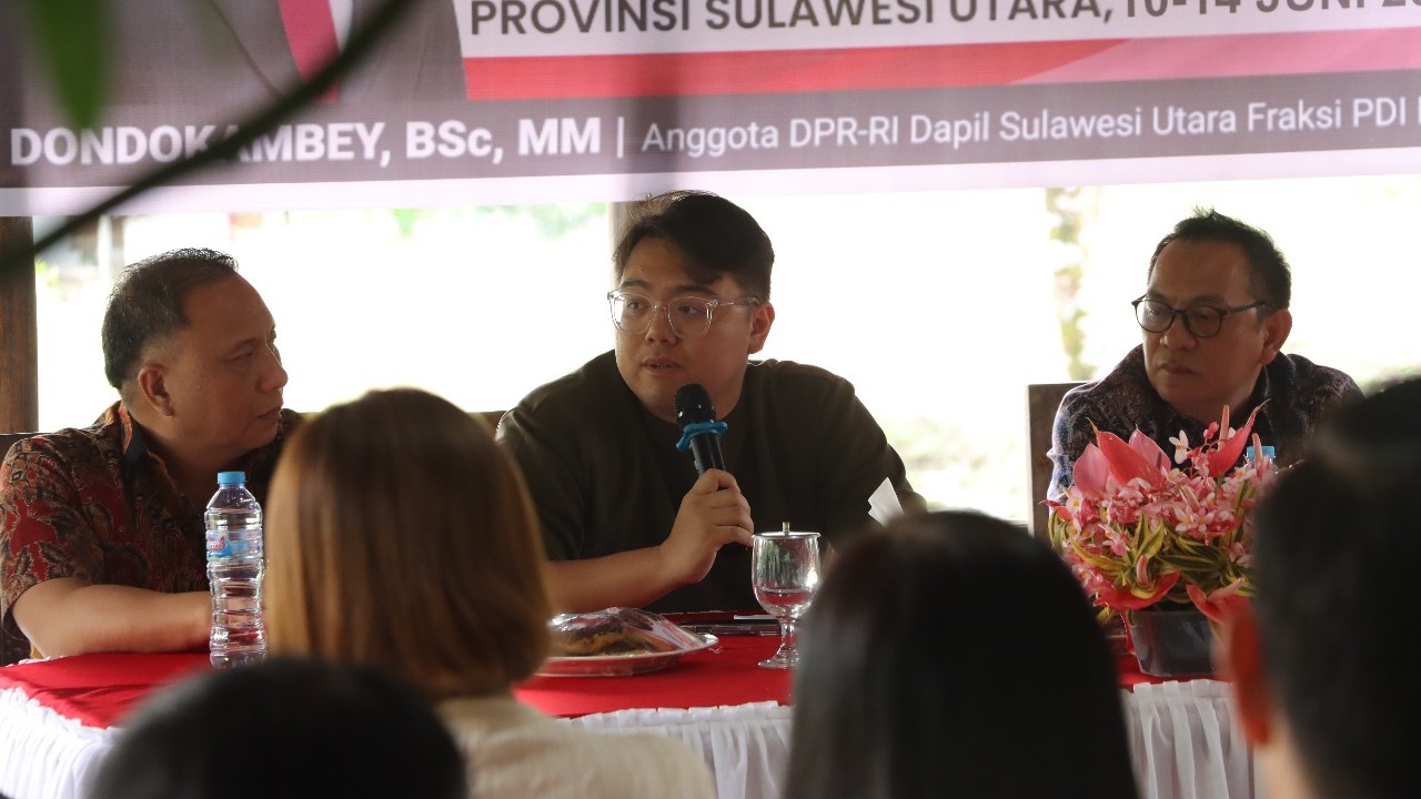 Mono Turang Apresiasi Reses Anggota DPR RI Rio Dondokambey di Tomohon