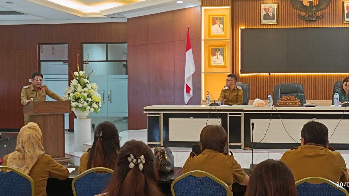Randito Maringka Pimpin Rapat TP3S, Bahas Strategi Penanganan Stunting di Kota Bitung