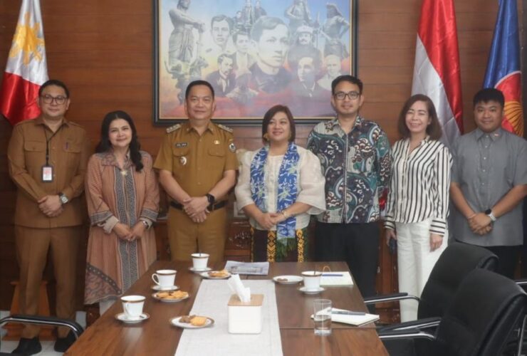 Caroll Senduk Audiensi Dengan Konjen Filipina Terkait TIFF 2025 di Tomohon
