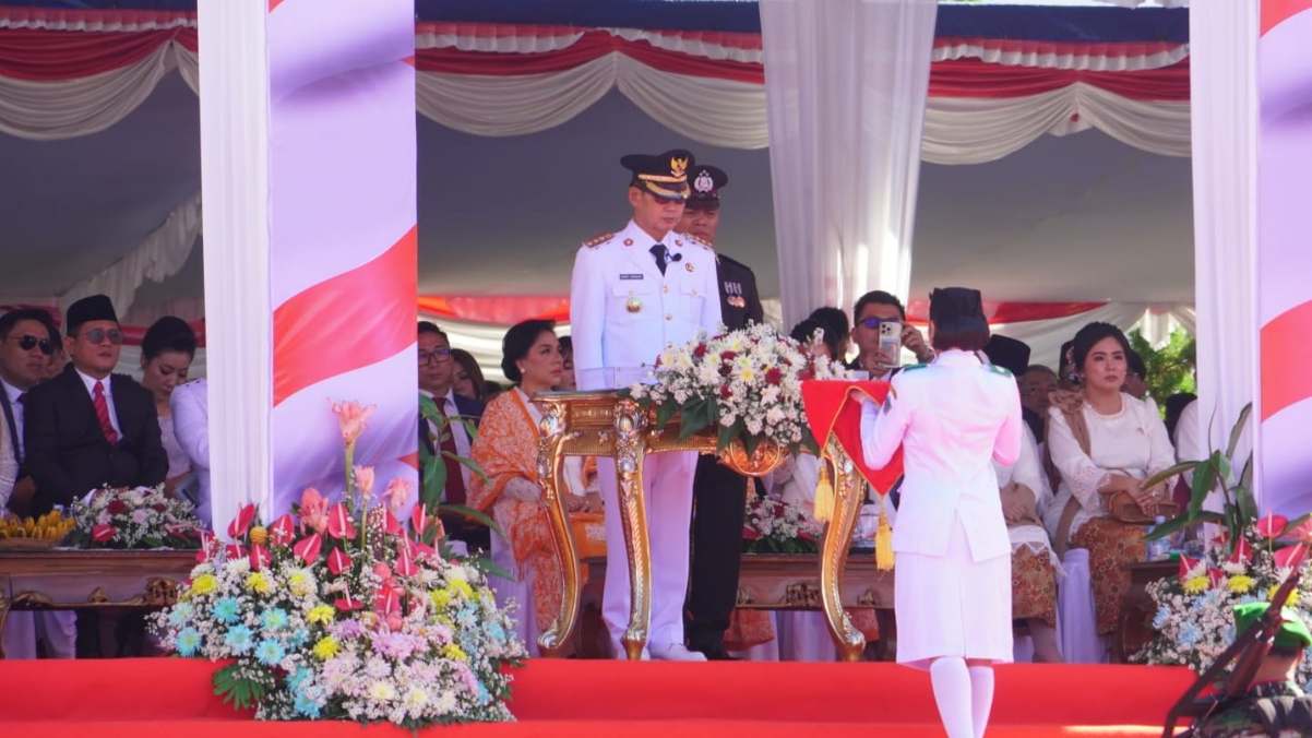 Upacara bendera dalam rangka HUT ke-80 RI di Bitung Khidmad