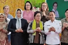 Anggota DPRD Kotamobagu Henny Kaseger Apresiasi Kunjungan Anggota DPD RI Adriana Dondokambey