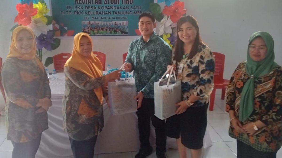 Sejumlah Pengurus TP-PKK di Tanah Bogani ‘Berguru’ di Tanjung Merah Bitung