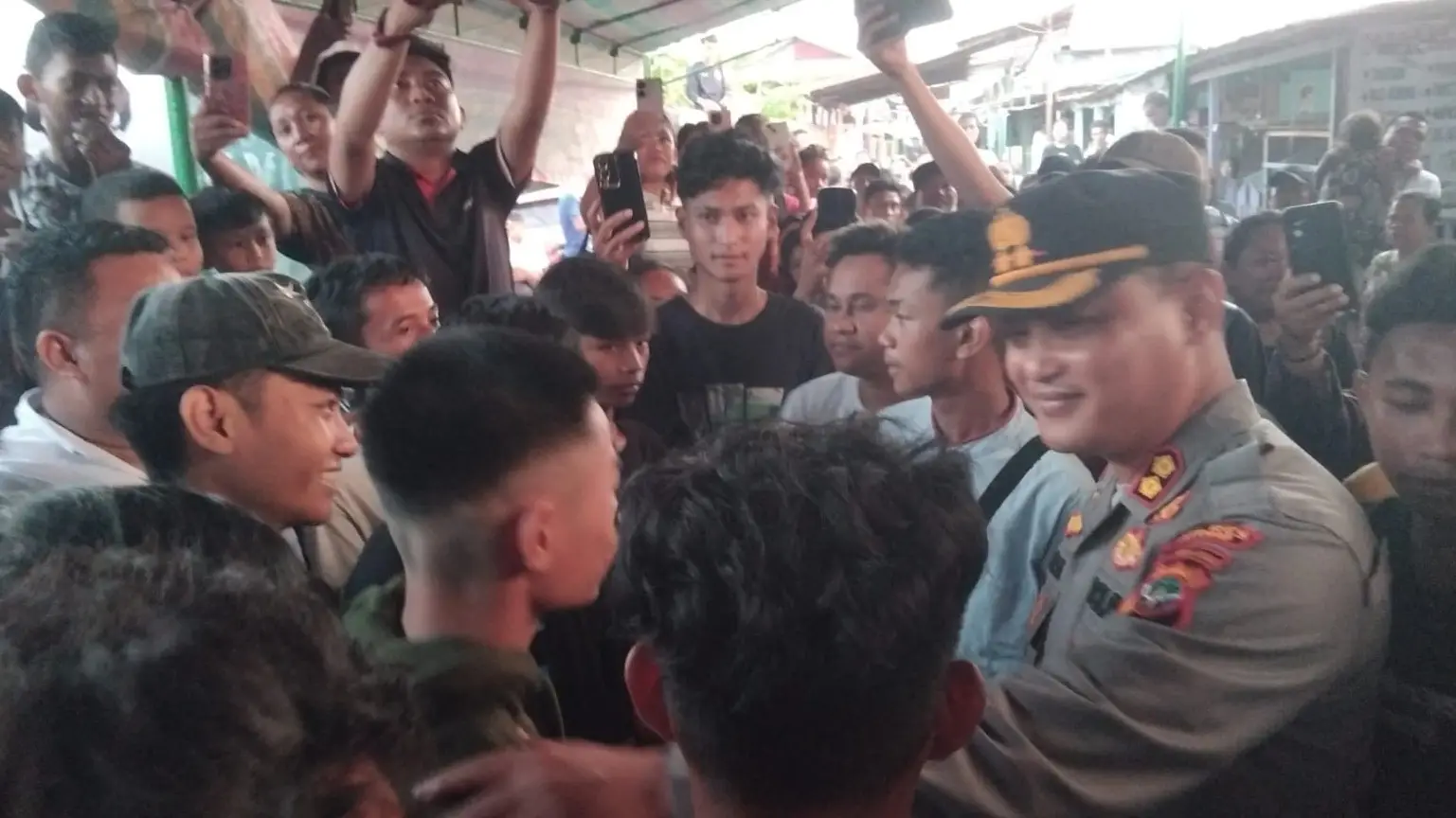 Kapolres Bitung Tebar Perdamaian, Pertikaian Kelompok Remaja Kombos dan Pasar Tua Tamat