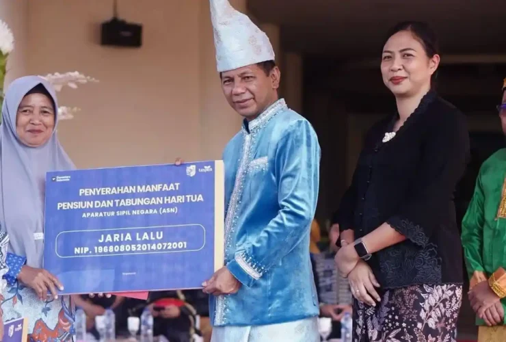 Peringati HUT Ke-62 Provinsi Sulut, Pemkab Boltara Gelar Upacara dan Penyerahan THT serta SK Pensiun