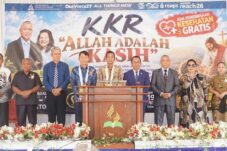 Plt Bupati Boltara Moh Aditya Pontoh Hadiri Ibadah Penutupan KKR GMAHK se-Wilayah Pantura di Sangkub